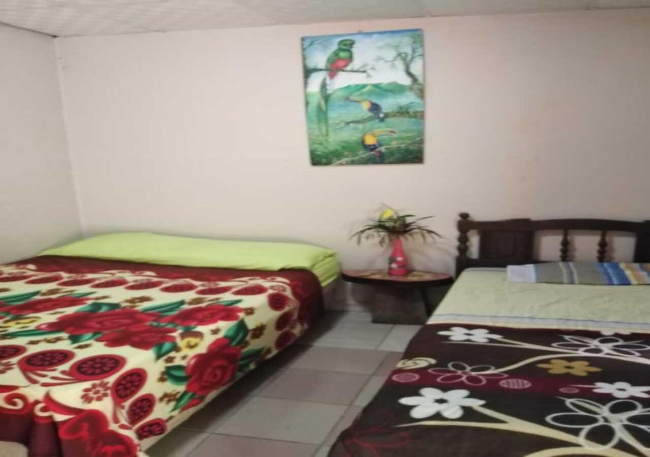 Hostal Familiar El Ángel Panamá B&B Pajonal Arriba Exterior foto